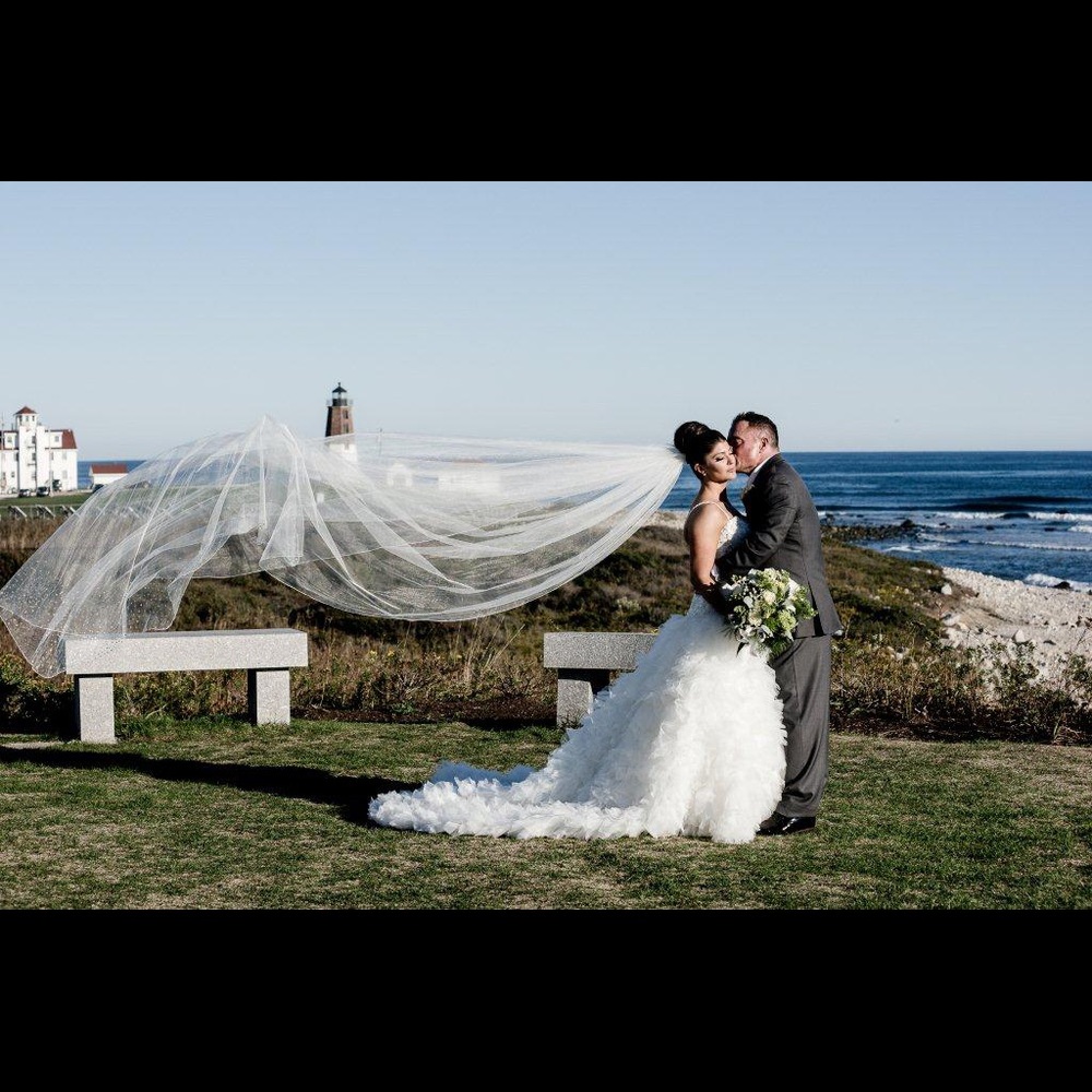 Wedding Dress - Picture 4 of 4